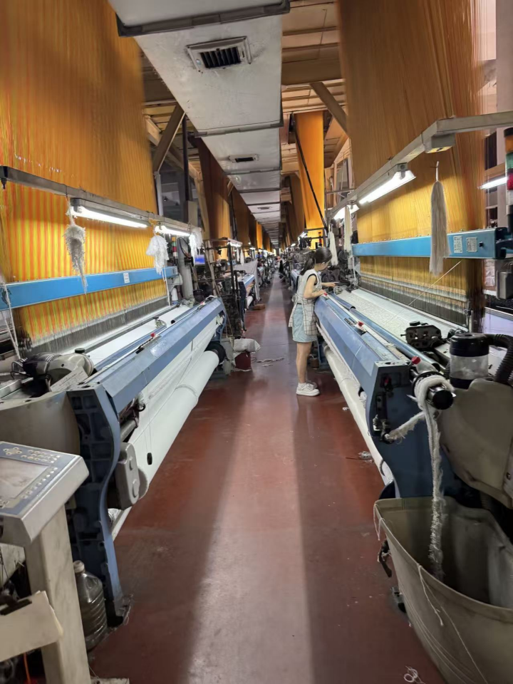 梭织布生成车间